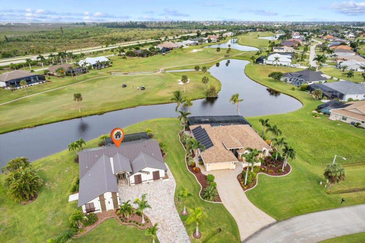 Gorgeous Golf Course Home W Pool In Cape Royal Matlacha Exterior photo